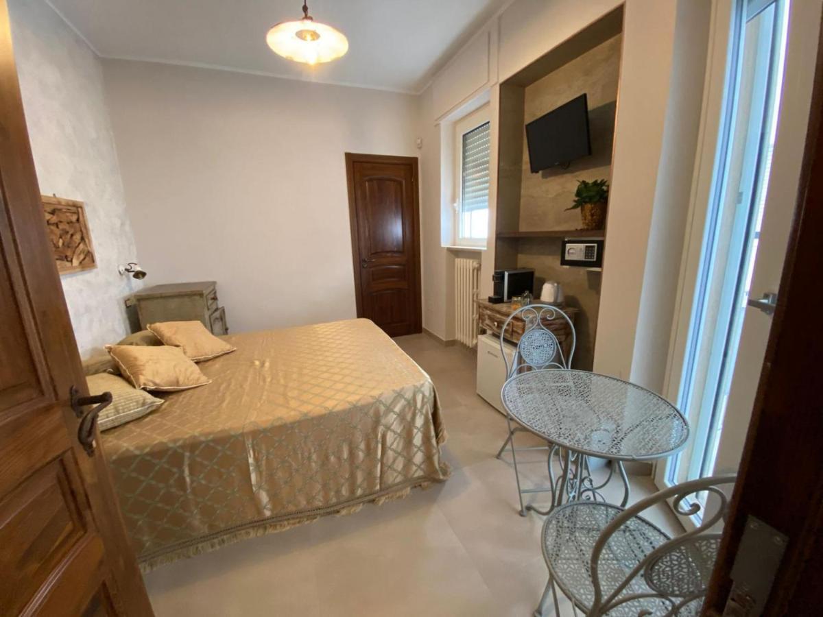 レッチェ La Fontanella Bed & Breakfast エクステリア 写真